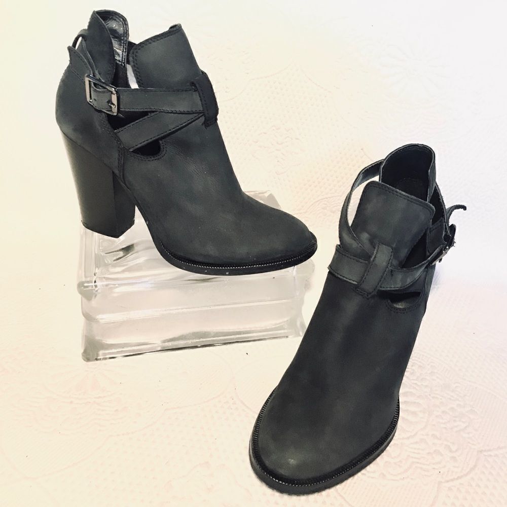 Christian Di Riccio charcoal ankle boots
